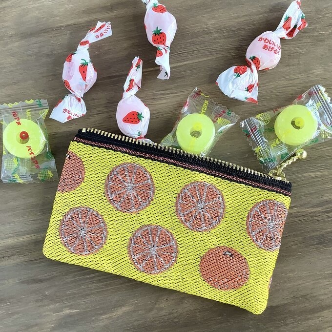 【みかん】畳縁 ぺたんこ ミニポーチ 小銭入れ カードケース 柑橘 オレンジ シトラス 黄色