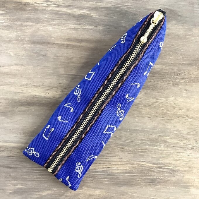 【音符】畳縁 テトラ型 ペンケース 青 白 音楽 楽譜