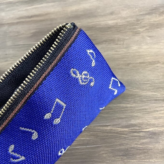 【音符】畳縁 テトラ型 ペンケース 青 白 音楽 楽譜