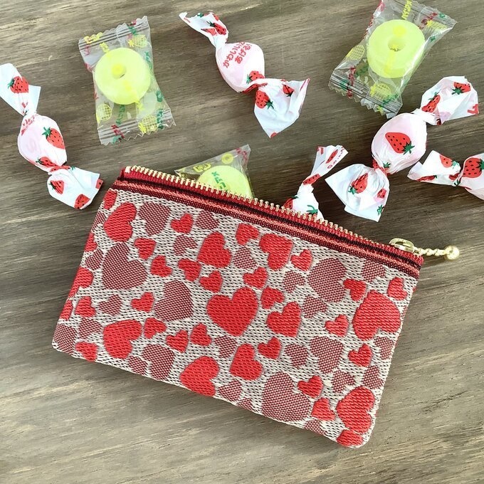 【ハート柄】畳縁 ぺたんこ 小銭入れ ミニポーチ ベージュ ラブリー カードケース