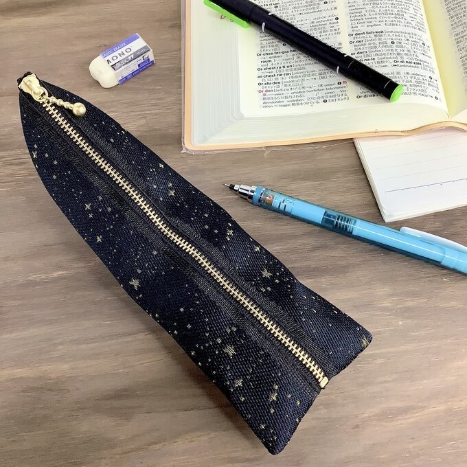 【星降る夜 金星】畳縁 ぺたんこ ミニポーチ 小銭入れ カードケース 星 スター 宇宙 空 黒 金