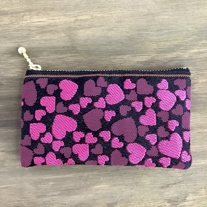 【ブラック&ベリー ハート柄】畳縁 ぺたんこ ミニポーチ 小銭入れ カードケース 黒 ピンク ラブリー