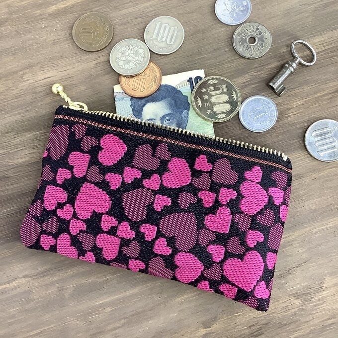 【ブラック&ベリー ハート柄】畳縁 ぺたんこ ミニポーチ 小銭入れ カードケース 黒 ピンク ラブリー