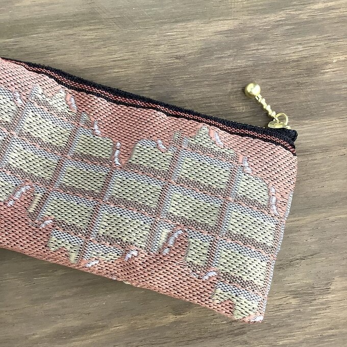 【板チョコ いちご】畳縁 テトラ型 ペンケース ピンク バレンタイン