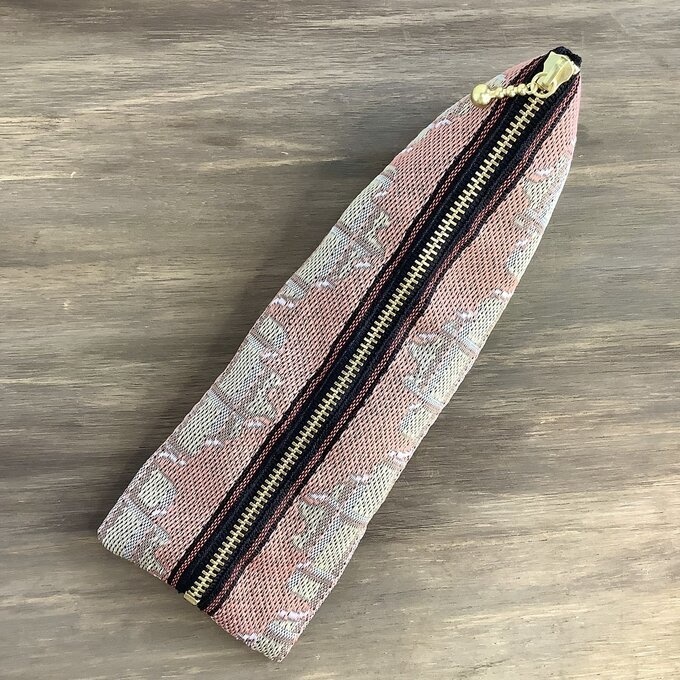 【板チョコ いちご】畳縁 テトラ型 ペンケース ピンク バレンタイン