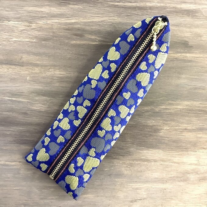 【ラピス&ゴールド ハート柄】畳縁 テトラ型 ペンケース ブルー 金 クール
