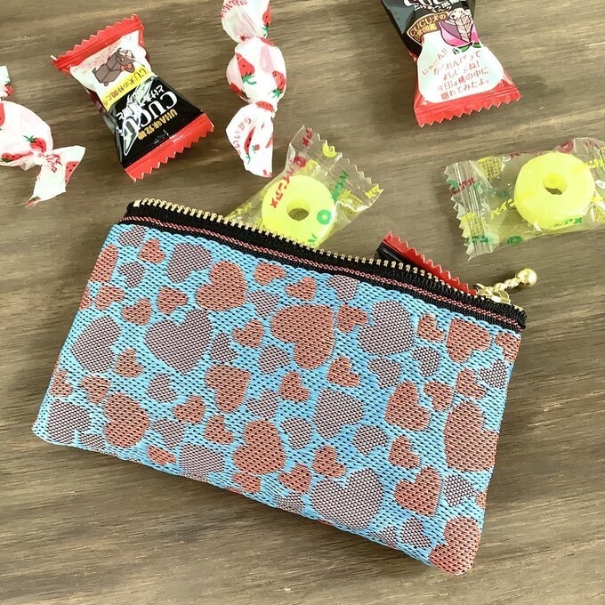 【アプリコット&ブルー ハート柄】畳縁 ぺたんこ ミニポーチ 小銭入れ カードケース 水色 オレンジ バレンタイン