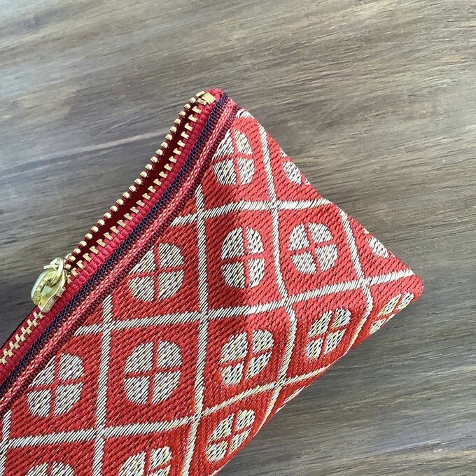 【ネジ】畳縁 テトラ型 ペンケース 小紋 和風 赤
