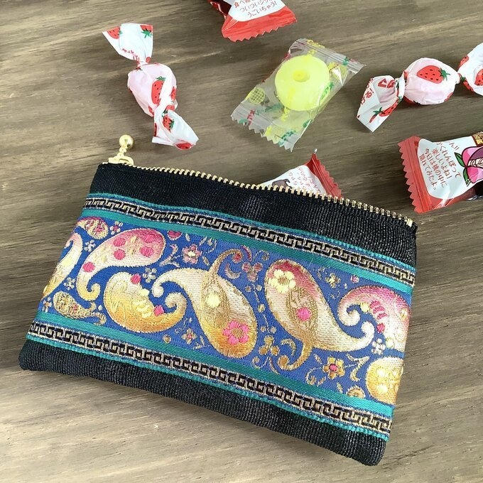 【キラキラ ペイズリー】畳縁&刺繍リボン ぺたんこ ミニポーチ 小銭入れ カードケース オリエンタル