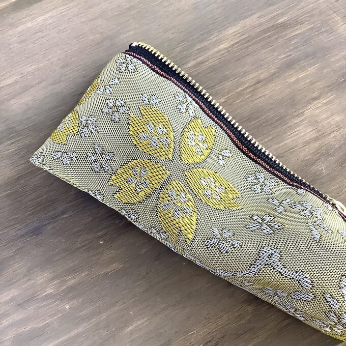 【金桜】畳縁 テトラ型 ペンケース 和風 黄 桜