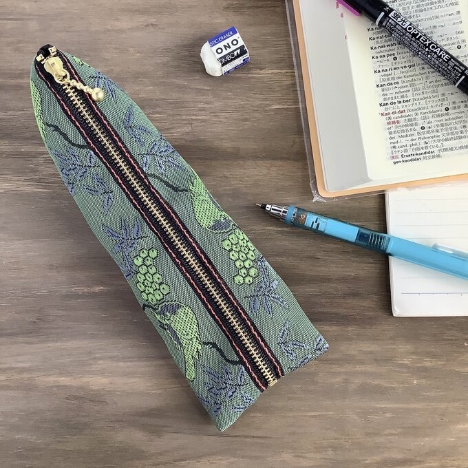 【比翼連理②】畳縁 テトラ型 ミニポーチ 小銭入れ 深緑 紫 幽玄 鳥 木の実 夫婦円満