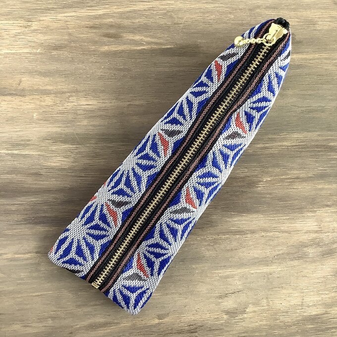 【麻の葉】畳縁 テトラ型 ペンケース 和風 レトロ ステンドグラス風 青 赤