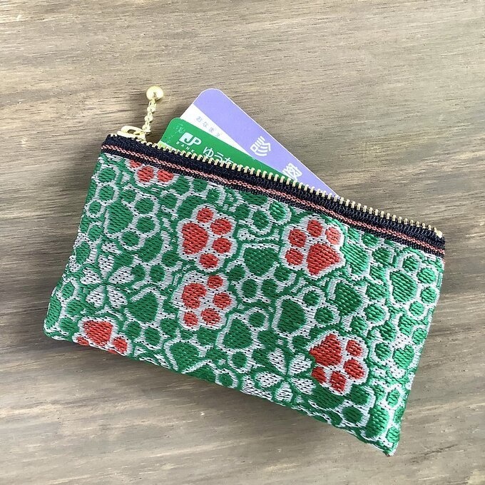 【肉球と桜】畳縁 ぺたんこ ミニポーチ 小銭入れ カードケース 和風 赤 緑 足あと 犬 猫