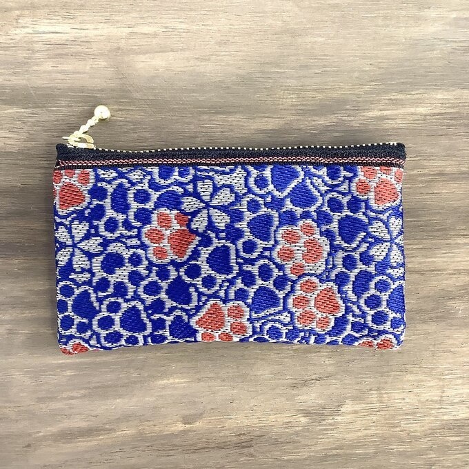 【肉球と桜】畳縁 ぺたんこ ミニポーチ 小銭入れ カードケース 和風 青 赤 足あと 犬 猫