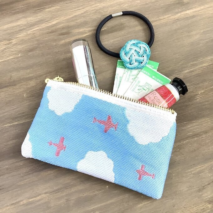 【飛行機と雲】畳縁 ぺたんこ ミニポーチ 小銭入れ カードケース 空 雲 そらいろ