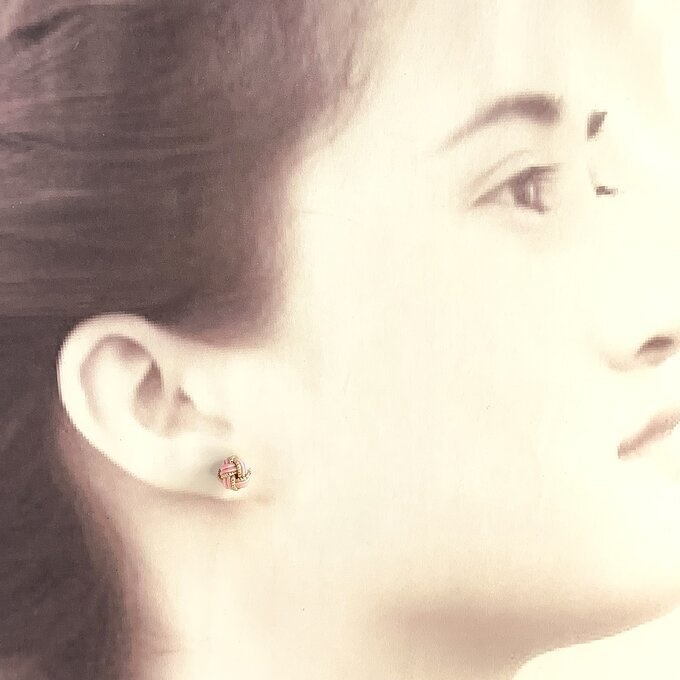 【桃のつぼみ】水引 ピアス バイカラー ピンク ゴールド 大人可愛い