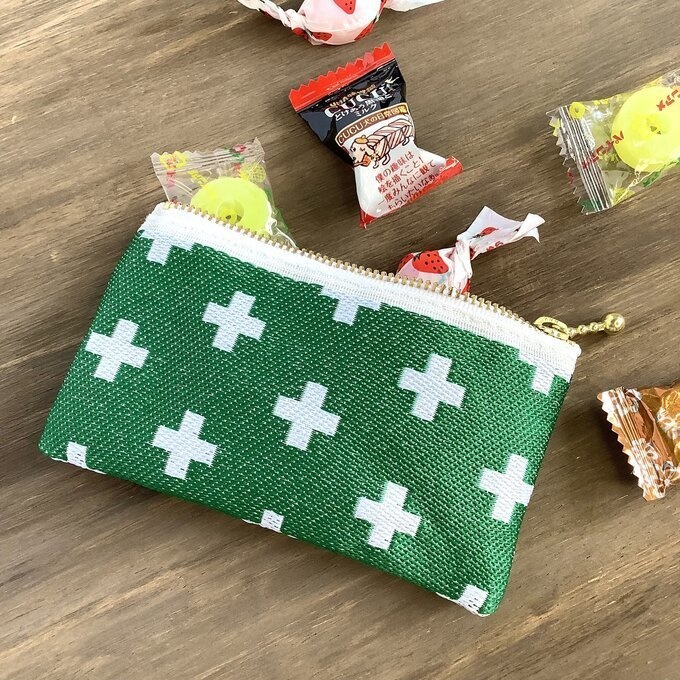 【クロス柄】畳縁 ぺたんこ ミニポーチ 小銭入れ カードケース 緑 北欧 プラス柄