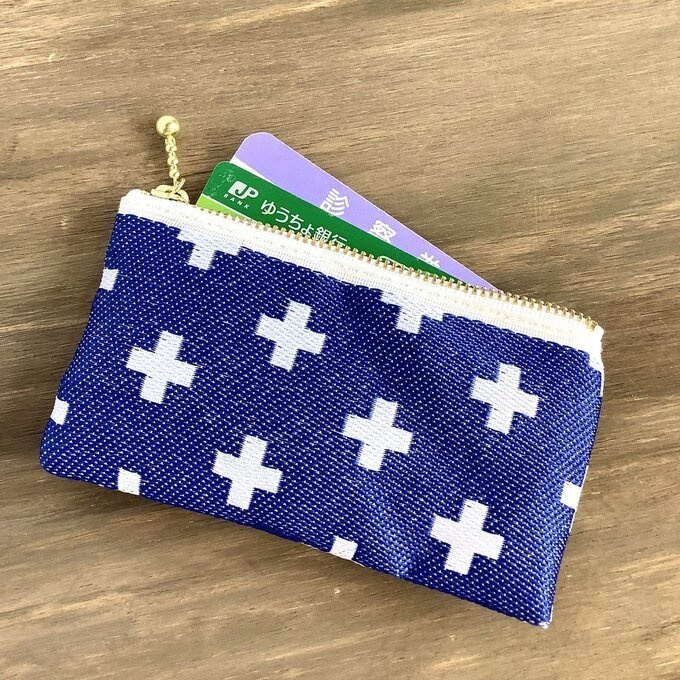 【クロス柄】畳縁 ぺたんこ ミニポーチ 小銭入れ カードケース 青 北欧 プラス柄