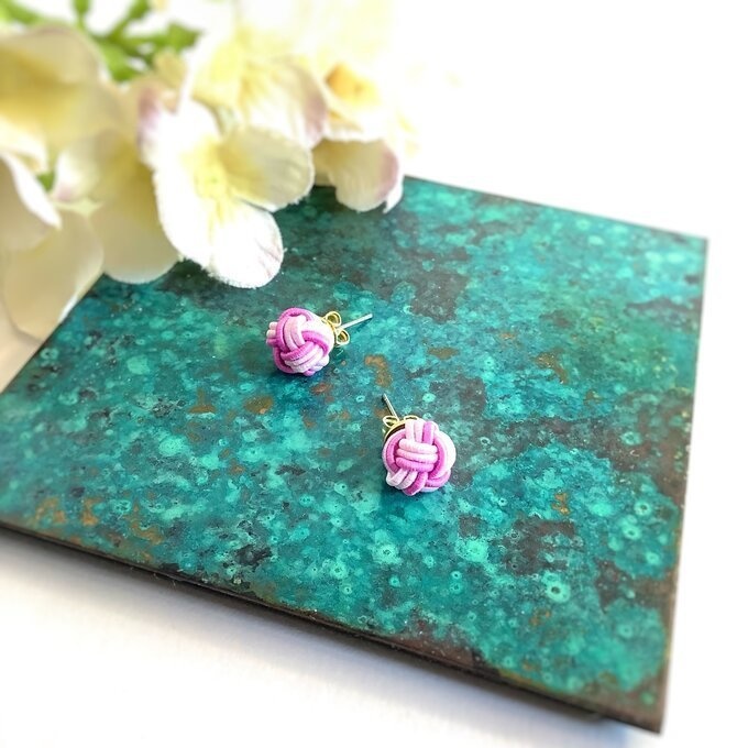 【小梅】水引 ピアス 大人可愛い ピンク コロコロ