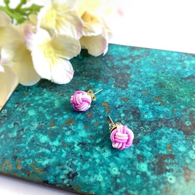 【小梅】水引 ピアス 大人可愛い ピンク コロコロ