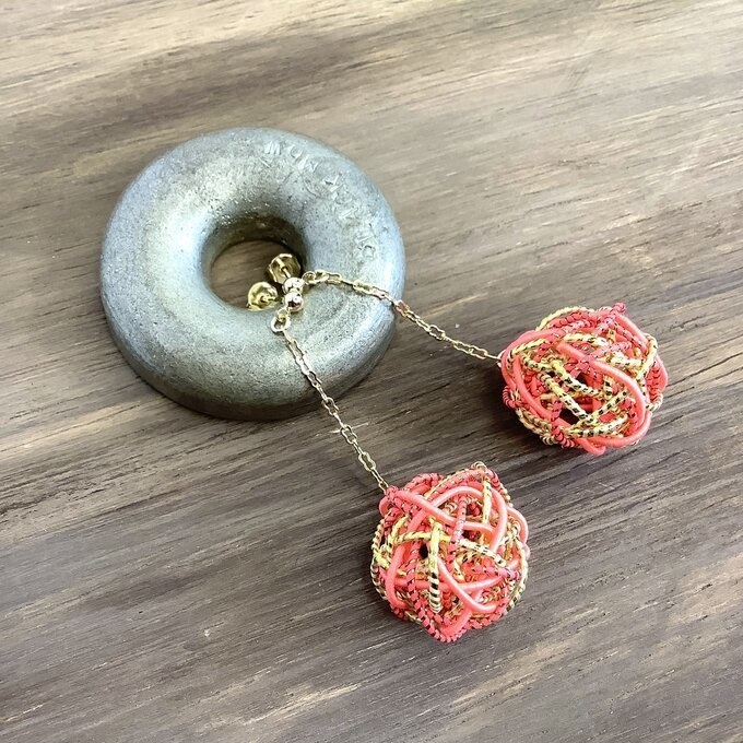 水引 くるくるボール ピアス【サンセット】ゆらゆら オレンジ ゴールド