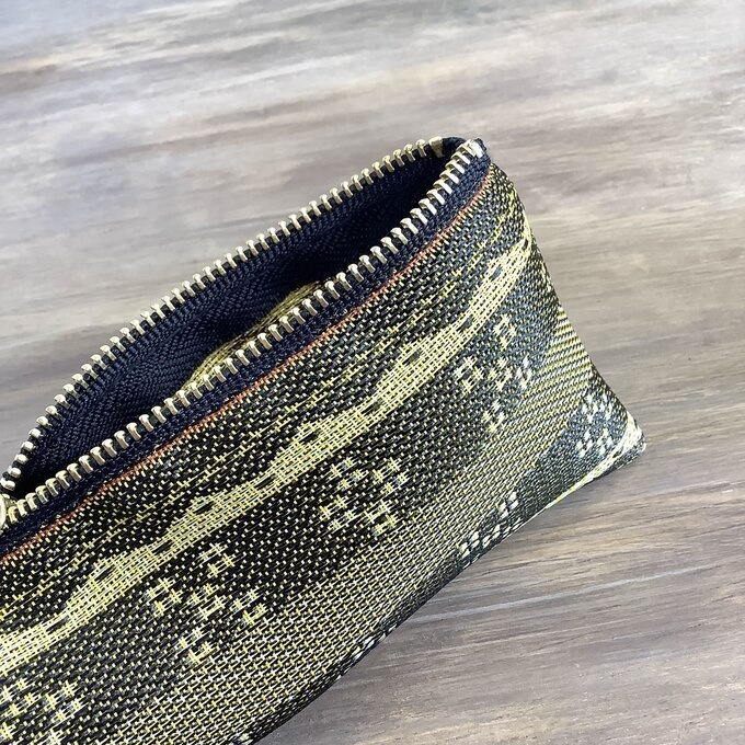 【ミンサー柄】畳縁 テトラ型 ペンケース 茶色 沖縄 ちゅらべり 縁起物