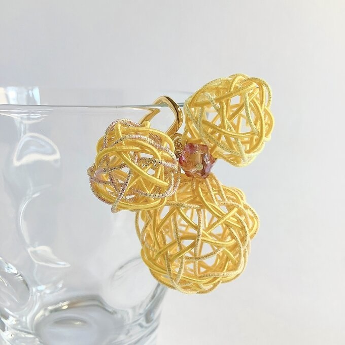 くるくる 水引玉 ポニーフック 黄色 鈴付き 大ぶり