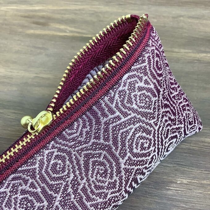 【渦巻薔薇】畳縁 テトラ型 ペンケース ワイン ボルドー バラ 和風 アールデコ アンティーク