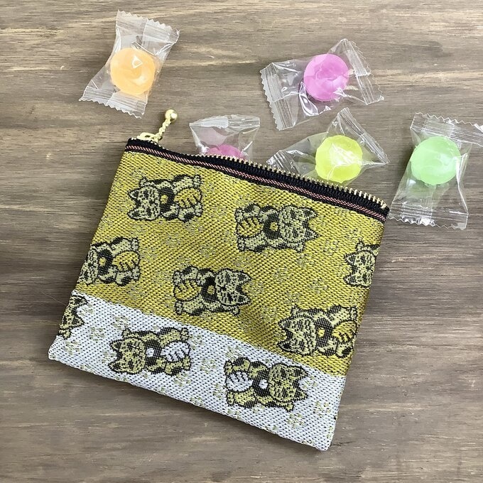 【招き猫】畳縁 ポーチ サニタリーケース 数珠入れ 金×銀 ナプキン入れ