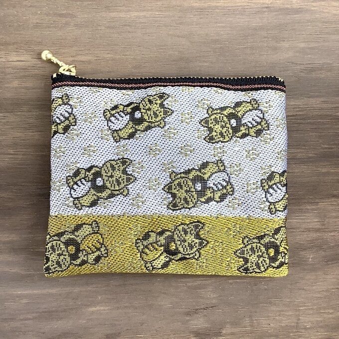 【招き猫】畳縁 ポーチ サニタリーケース 数珠入れ 銀×金 ナプキン入れ