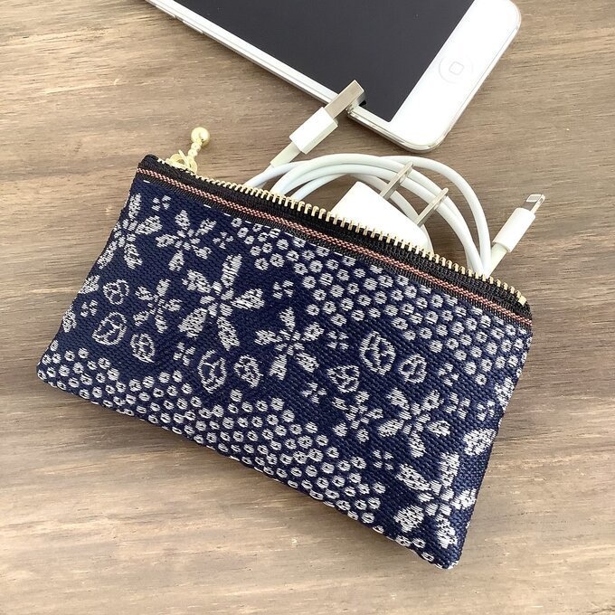 【満開の桜】畳縁 テトラ型 ペンケース 紺 和風 受験に!