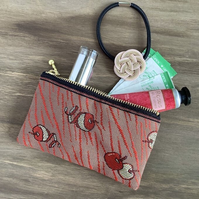 【皮むき りんご】畳縁 テトラ型 ペンケース リンゴ 安曇野 信州 赤