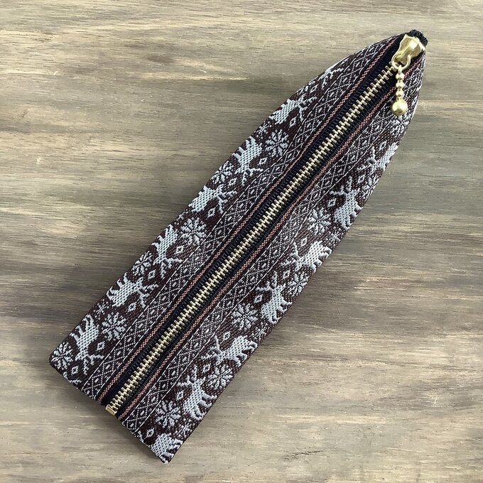 【ノルディック】畳縁 テトラ型 ペンケース 焦げ茶 トナカイ クリスマス