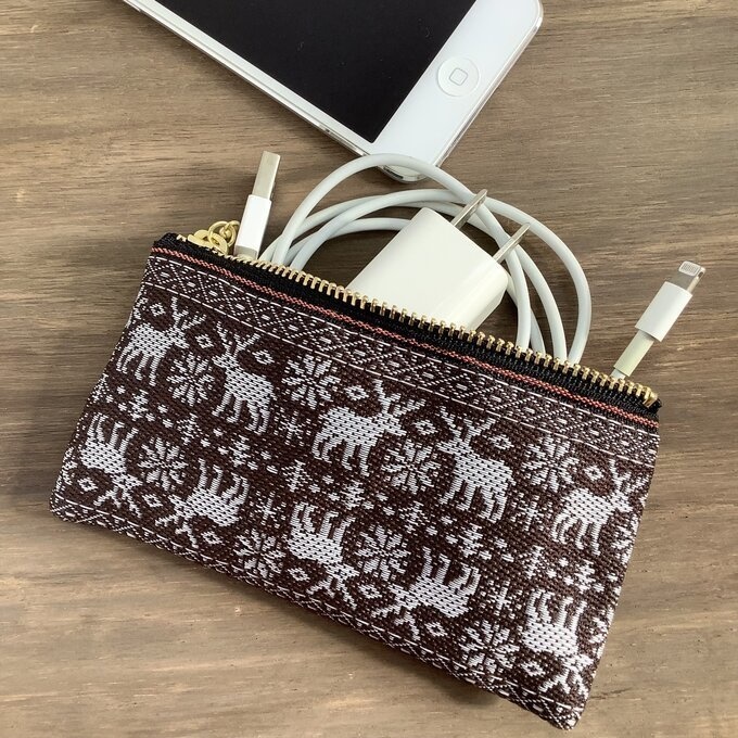 【ノルディック】畳縁 ぺたんこ ミニポーチ カードケース 小銭入れ 焦げ茶 トナカイ クリスマス