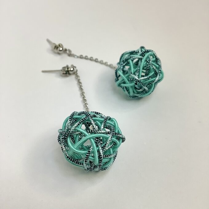 水引 くるくるボール ピアス【ブルーミント】ゆらゆら ブルー キラキラ