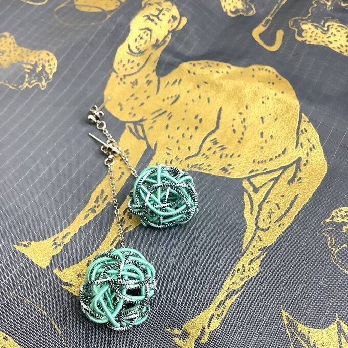 水引 くるくるボール ピアス【ブルーミント】ゆらゆら ブルー キラキラ