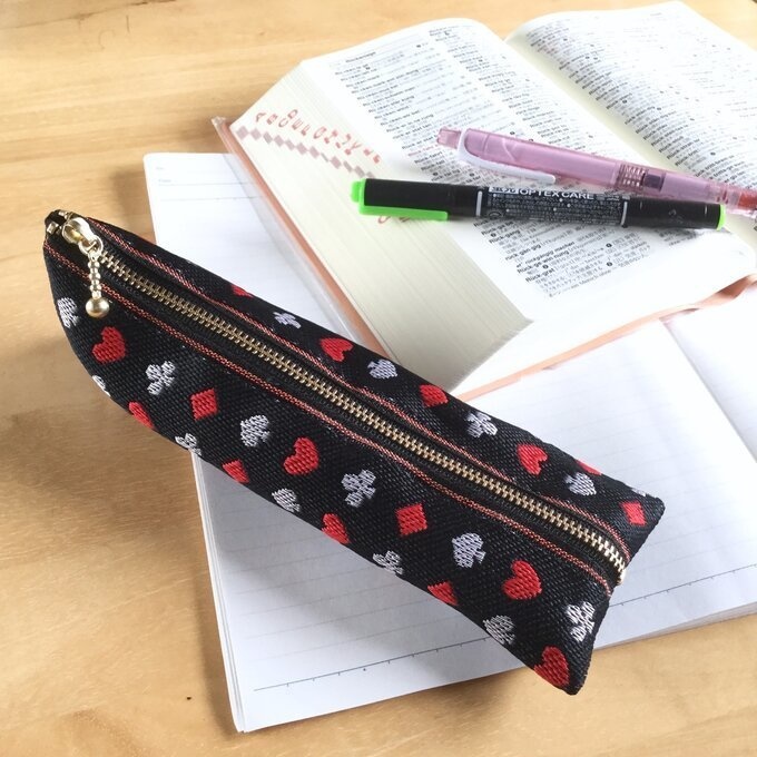 【トランプ柄】畳縁 ミニポーチ カードケース 小銭入れ 黒 ハート スペード