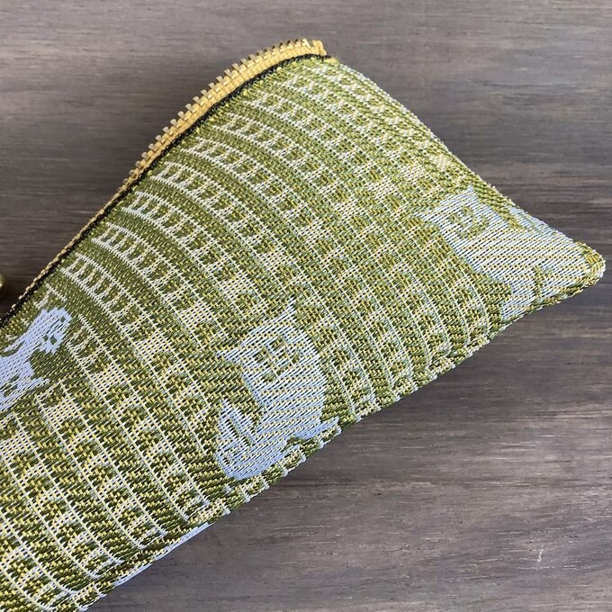 【シーサー】畳縁 テトラ型 ペンケース 獅子 沖縄 辛子色 マスタード 黄色