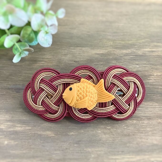 【たい焼き】水引 バレッタ かわいい おやつ 鯛 魚 和菓子