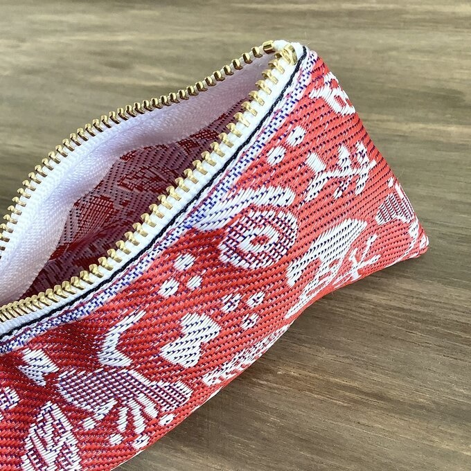 【小鳥と花と・・・】畳縁 テトラ型 ペンケース 茜色 赤 大人可愛い