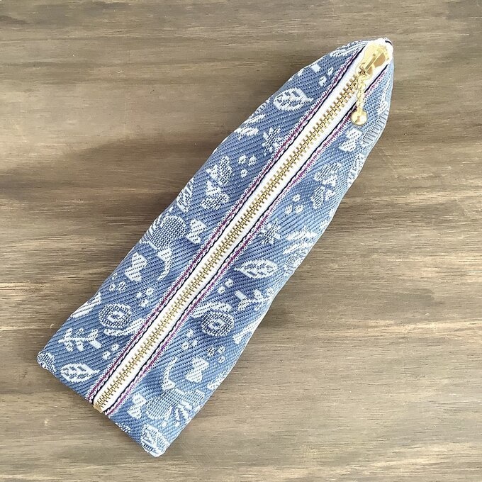 【小鳥と花と・・・】畳縁 テトラ型 ペンケース 薄花色 ブルーグレー 大人可愛い