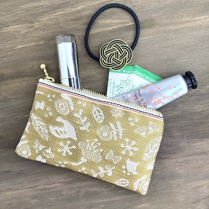 【小鳥と花と・・・】畳縁 テトラ型 ペンケース はしばみ色 ゴールド 大人可愛い