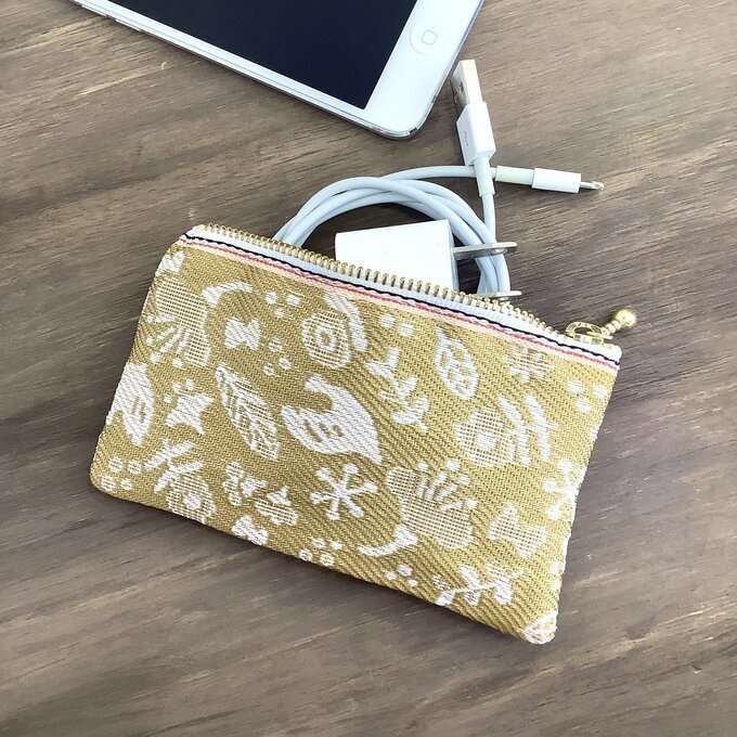 【小鳥と花と・・・】畳縁 ぺたんこ ミニポーチ 小銭入れ カードケース はしばみ色 ゴールド 大人可愛い