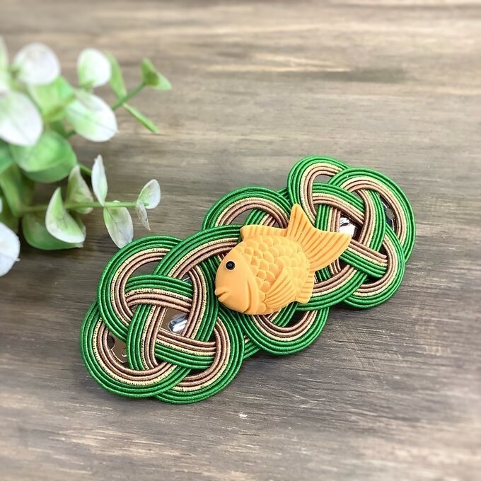 【たい焼き 抹茶】水引 バレッタ かわいい おやつ 鯛 魚 和菓子