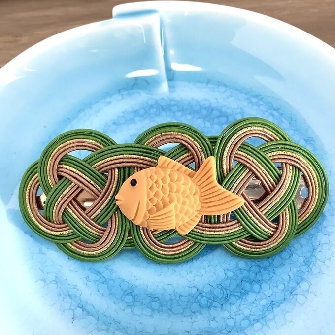 【たい焼き 抹茶】水引 バレッタ かわいい おやつ 鯛 魚 和菓子