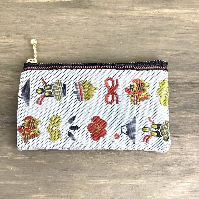 【おめでた柄】畳縁 ぺたんこ ミニポーチ カードケース 小銭入れ 白 正月 縁起物 辰 富士山 松竹梅