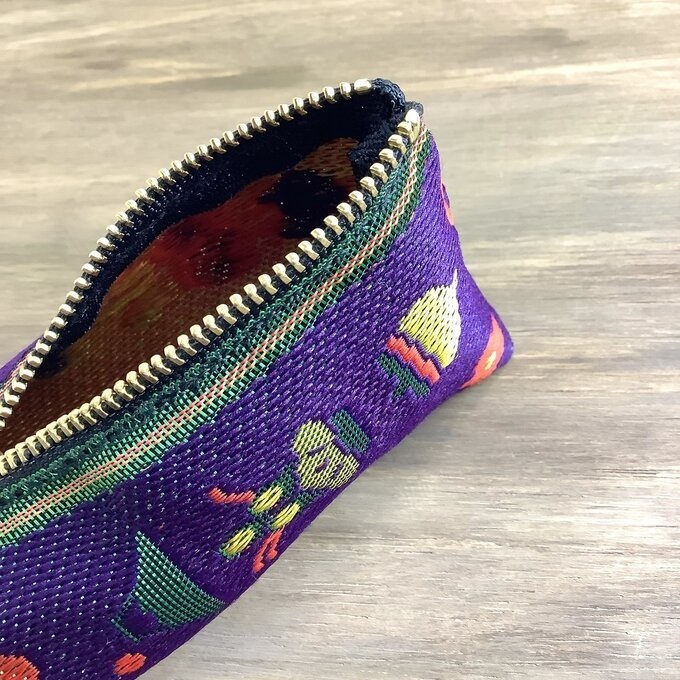 【おめでた柄】畳縁 テトラ型 ペンケース 紫 正月 縁起物 辰 富士山 松竹梅