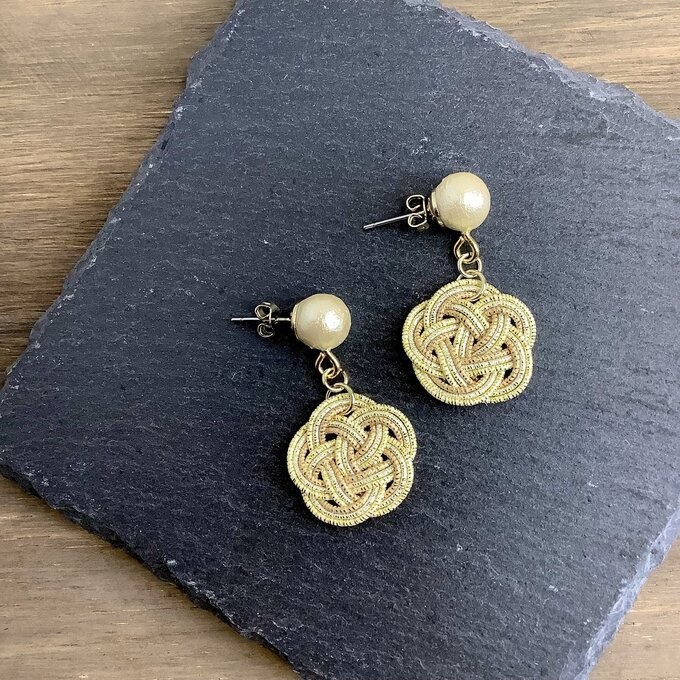 【金銀銅】水引 お花とコットンパール ピアス ニュアンスカラー 和風 ゆらゆら