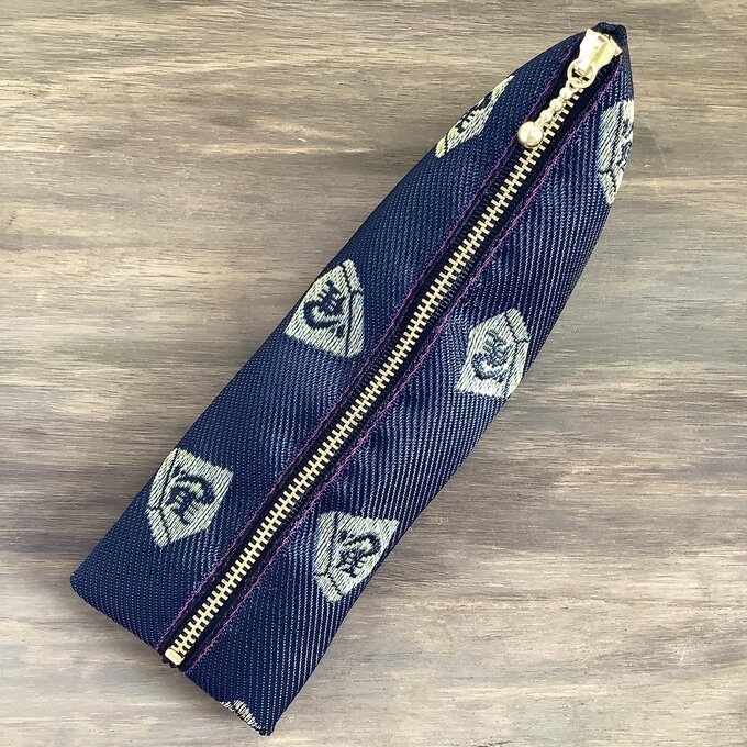 【左馬】畳縁 テトラ型 ペンケース 将棋 駒 縁起物