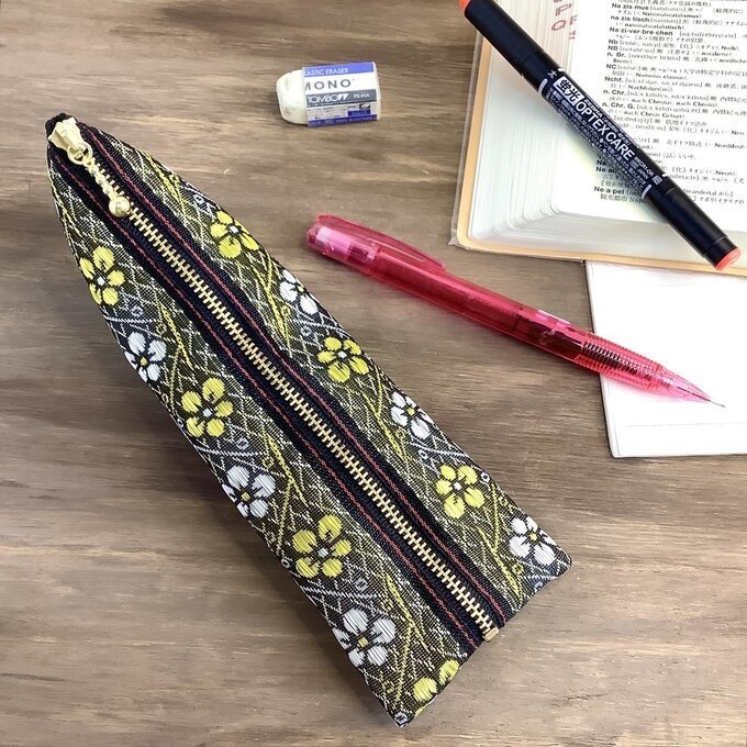 【金銀梅】畳縁 ぺたんこ ミニポーチ 小銭入れ カードケース 梅 春 花柄